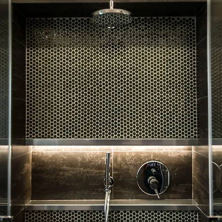 In Centro Nocleg ze śniadaniem 4*