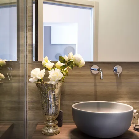 In Centro Nocleg ze śniadaniem 4*