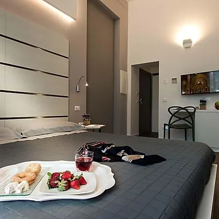 In Centro Bed & Breakfast 4*