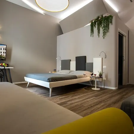 Bed & Breakfast In Centro 3*